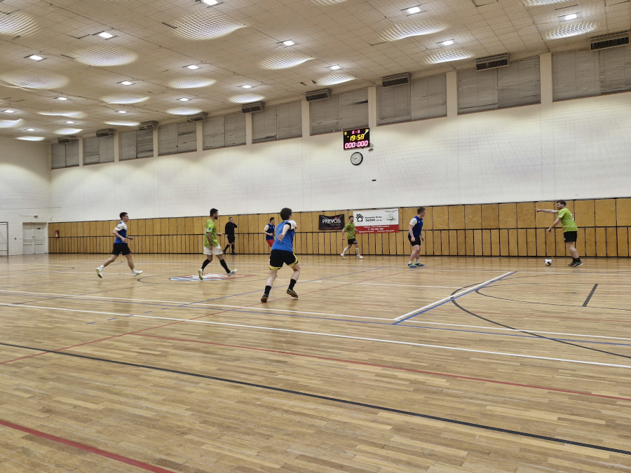 FC Blešno F : BFK Orel HK A  2 : 8 (1:2)