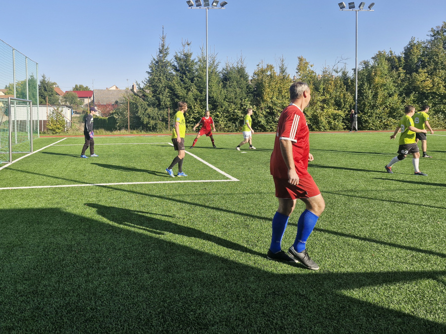 FC Blešno A : Reds HK  0 : 2 (0:0)