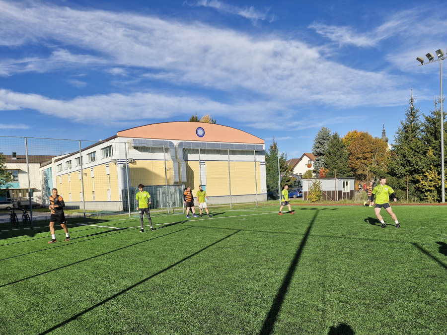 FC Blešno B : Masivní problémy  4 : 10 (3:4)